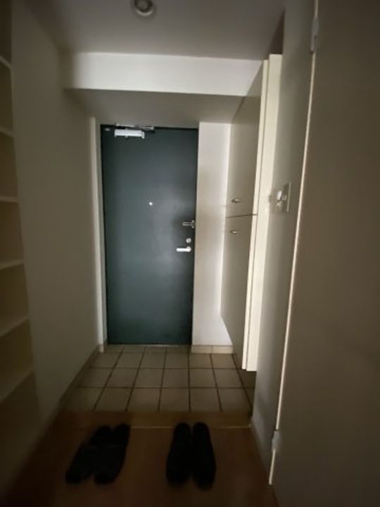 木町通一丁目レジデンスの玄関