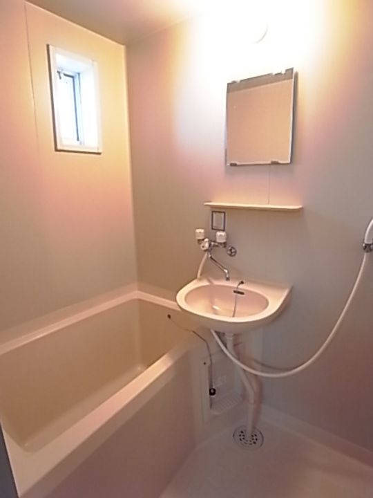 ドルフ菅生Iの風呂