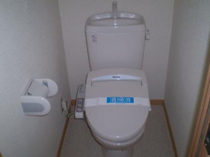 エクセラン彩の内装