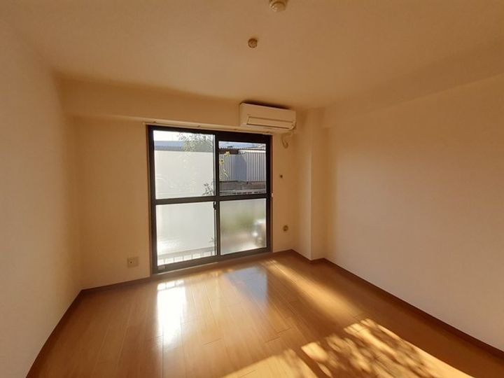 ヴェルジェの居間