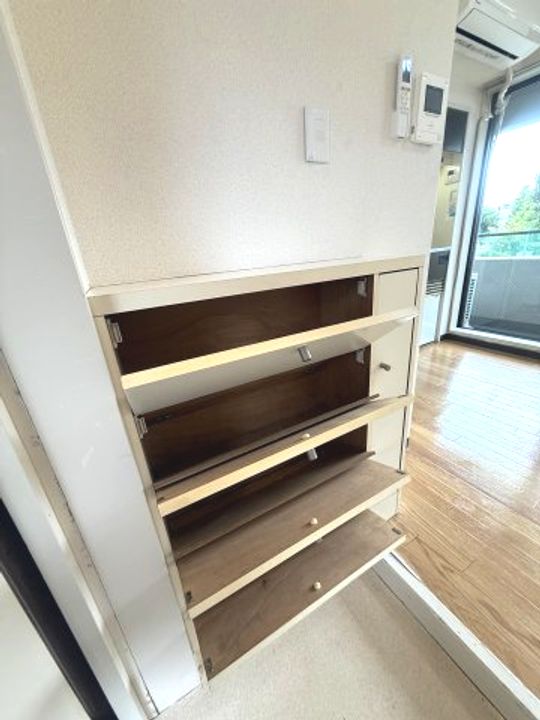 ワイティーコートの内装