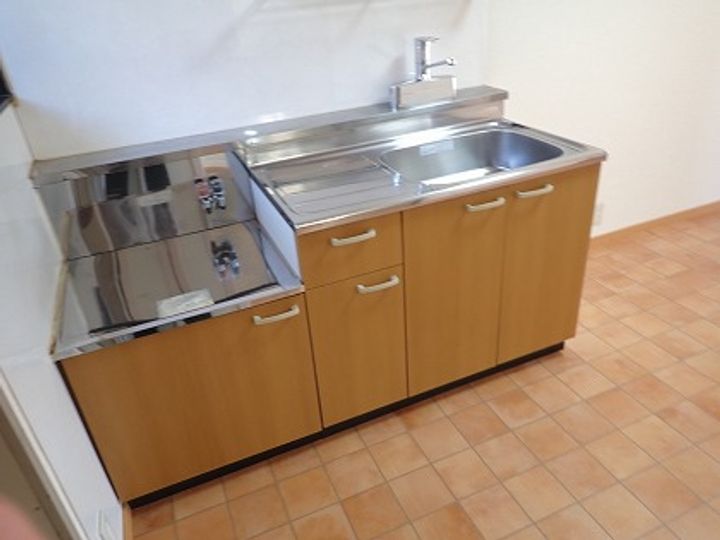 伊勢町アンビシャスA棟のキッチン