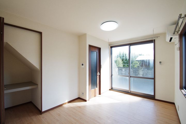 栃木県小山市花垣町1(一戸建)の賃貸物件の居間