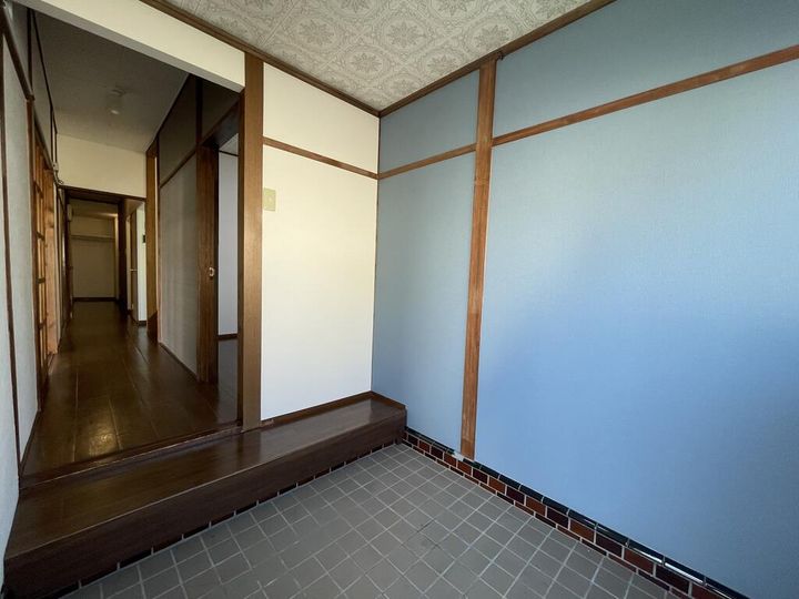 群馬県太田市八幡町(一戸建)の賃貸物件の玄関