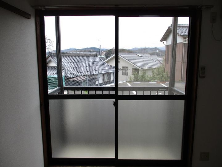 ハイツいずみの居間