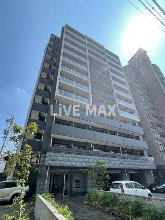 プレサンス名古屋STATIONフレアの外観