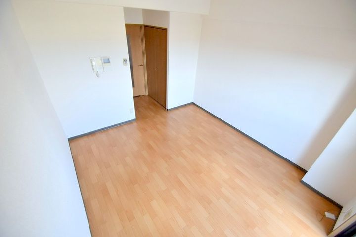 ファミーユタカハシの居間