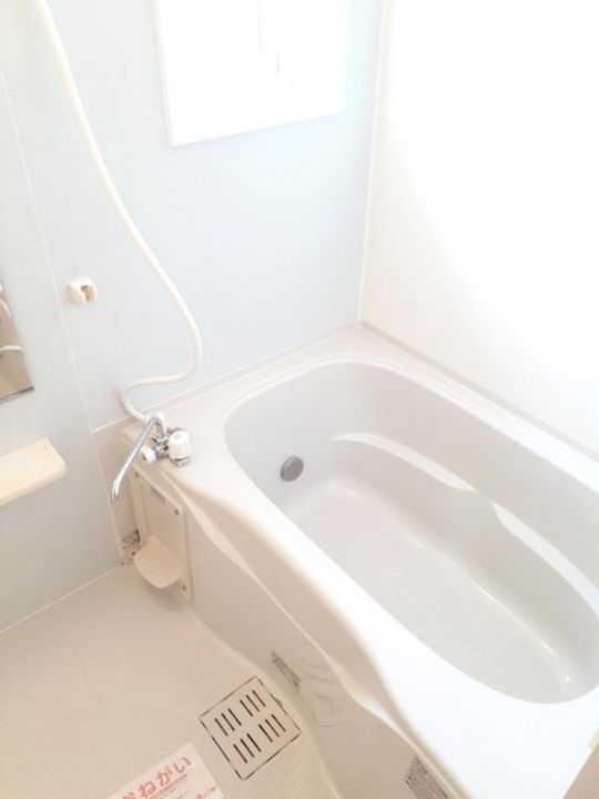 シャンテ ブリ-ズの風呂