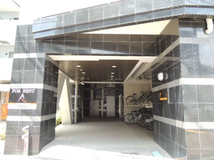 TRADIS NIPPORI.Sの地図