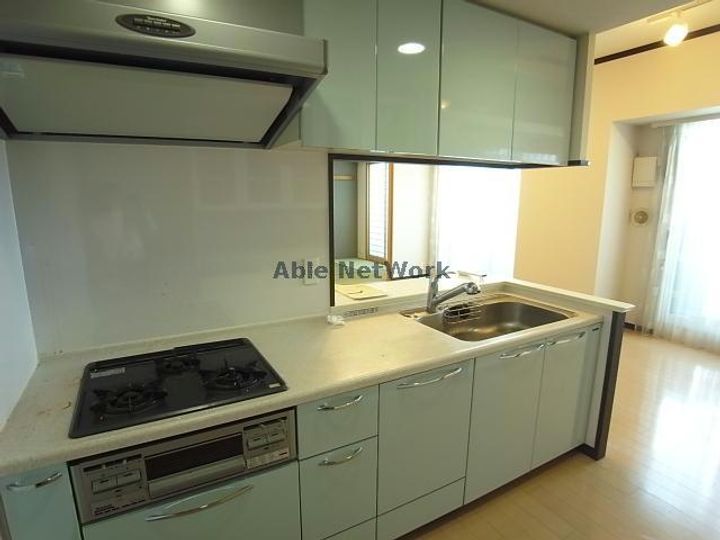 岐阜県岐阜市橋本町2(マンション)の賃貸物件のキッチン