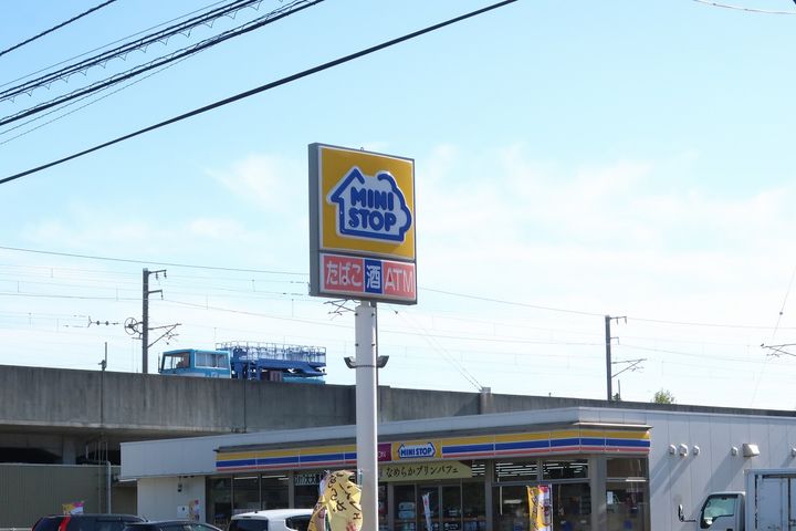 リビングタウン宇多津 B棟の周辺