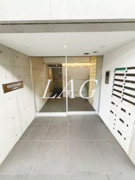 エスセナーリオ市ヶ谷の地図