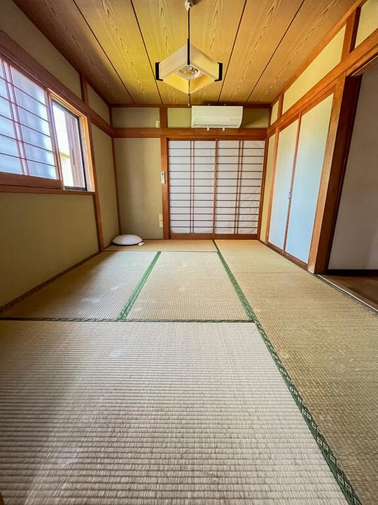 グランモア宮津台10D棟の居間