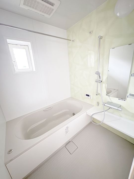 狭山市水野 1R 築浅 アパートの風呂