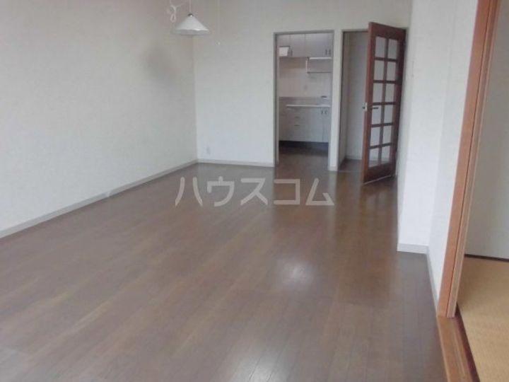 L-commu+PLUS相模大野の居間