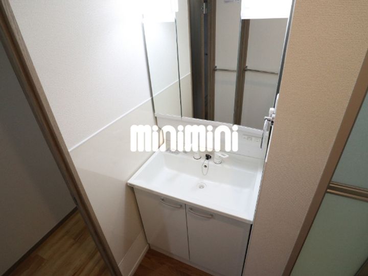 リベラル仲町台の内装