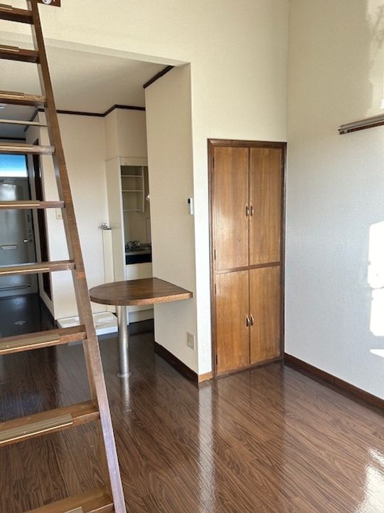 マルキハウスVの居間