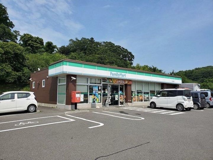 サンファミリーBの周辺