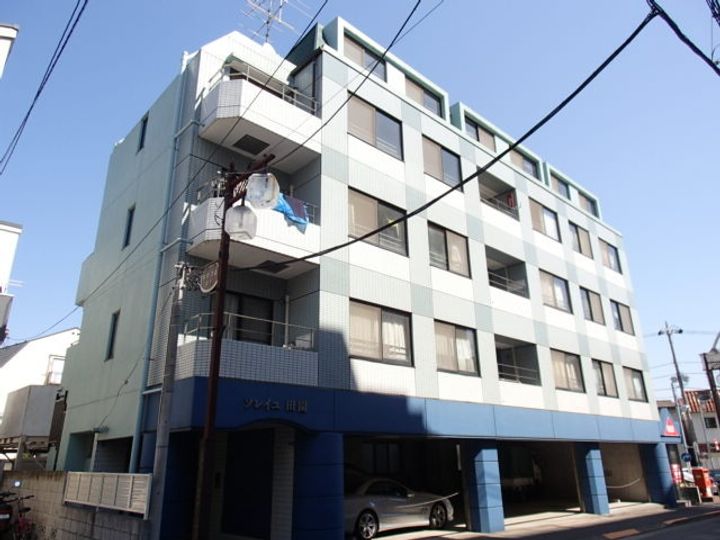 ソレイユ田園の外観