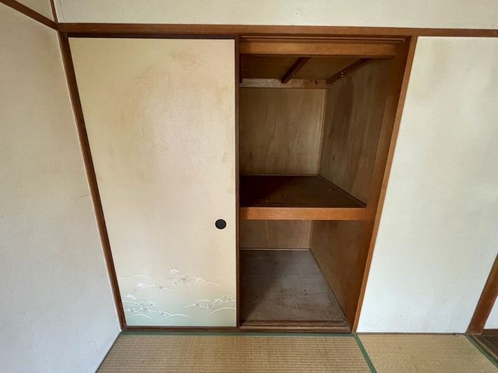 シャルル香里園の内装