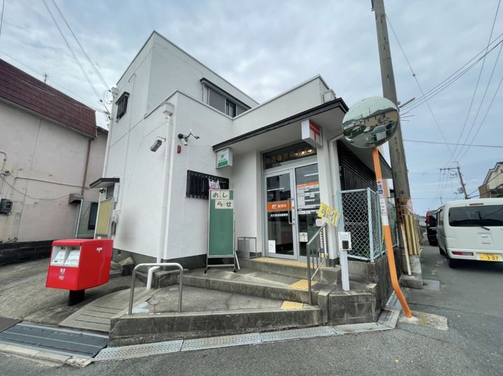 シャルル香里園の周辺