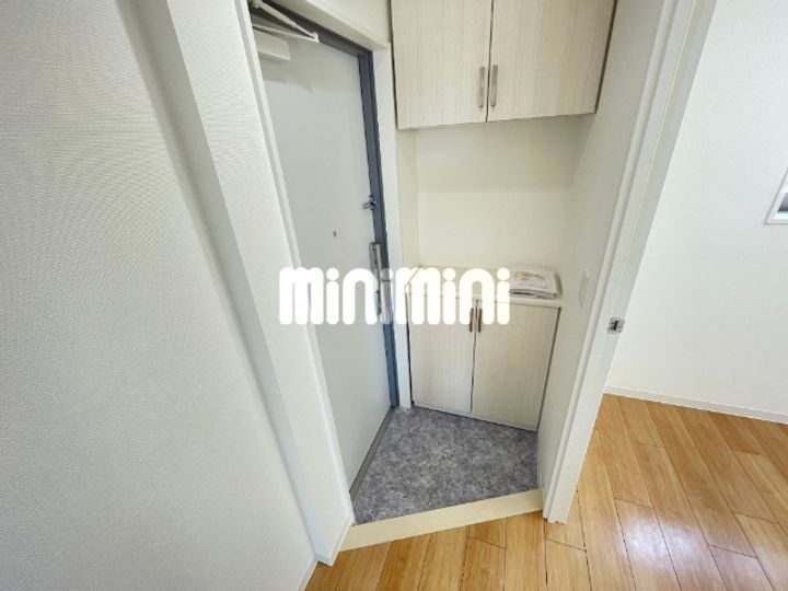 プレミアムキャッスル小牧中央の玄関