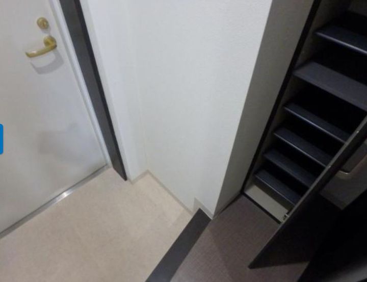 宮城県仙台市若林区連坊1(マンション)の賃貸物件の玄関