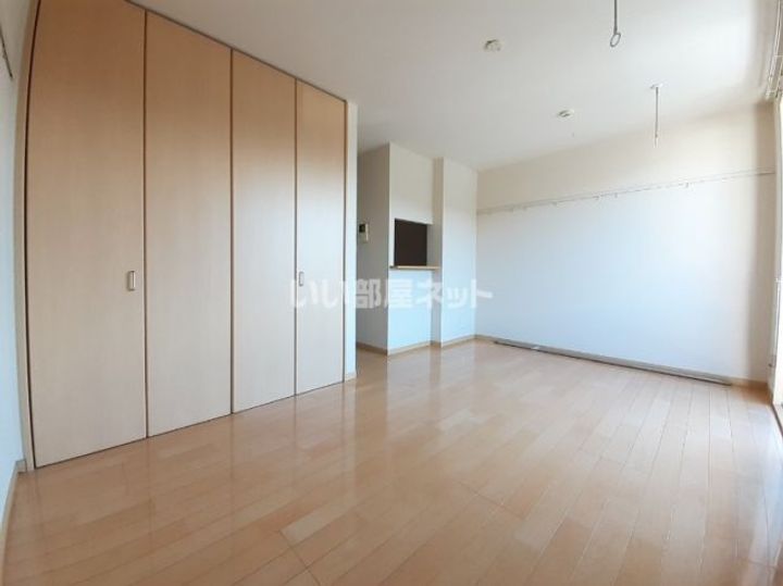 群馬県太田市新井町(アパート)の賃貸物件の居間