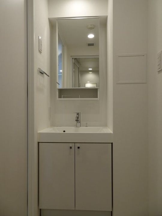 ZOOM白金台の内装