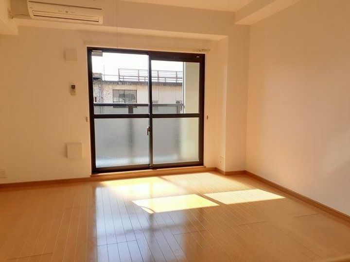 岐阜県多治見市弁天町1(マンション)の賃貸物件の居間