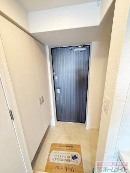 レオンコンフォート難波クレアの玄関