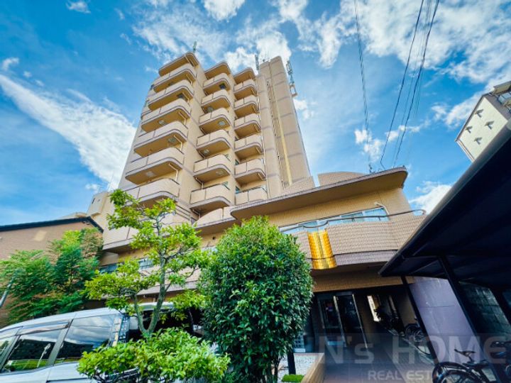 ヴェルドミールの外観