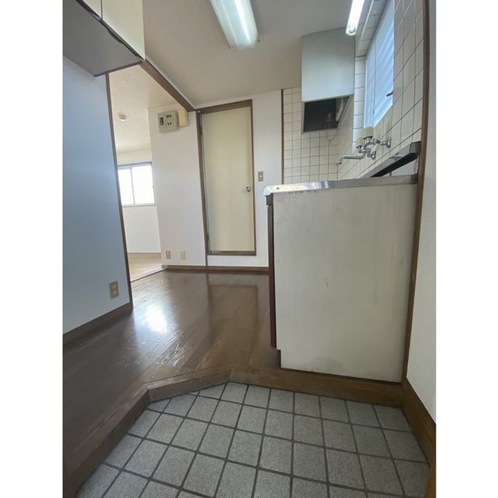 メゾン林の玄関