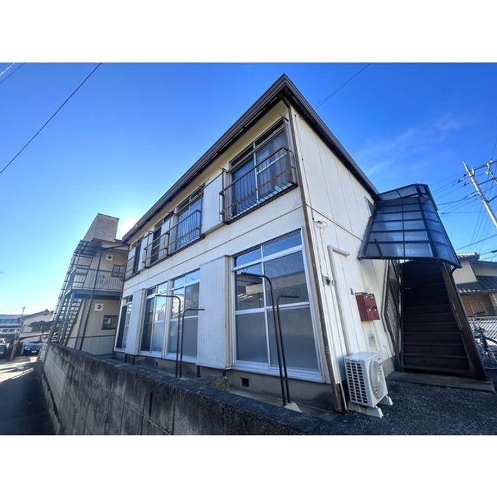 グリーンハイツの外観