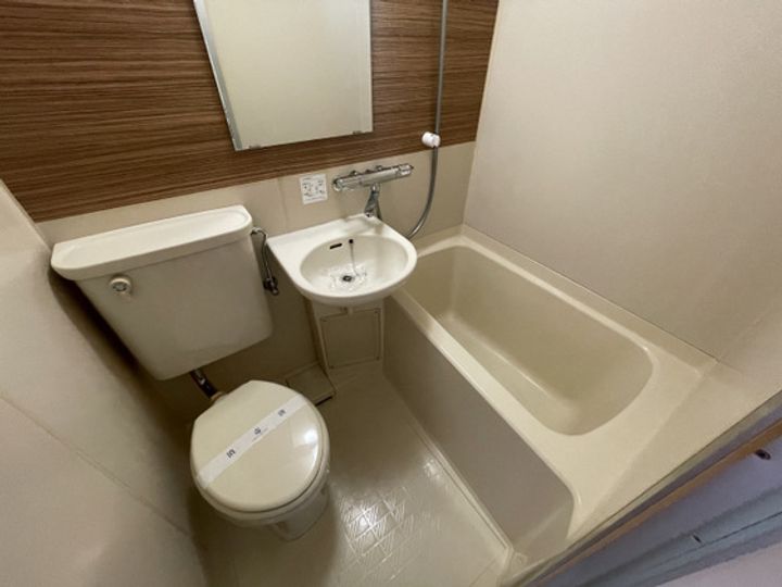 クレスト曽根の内装