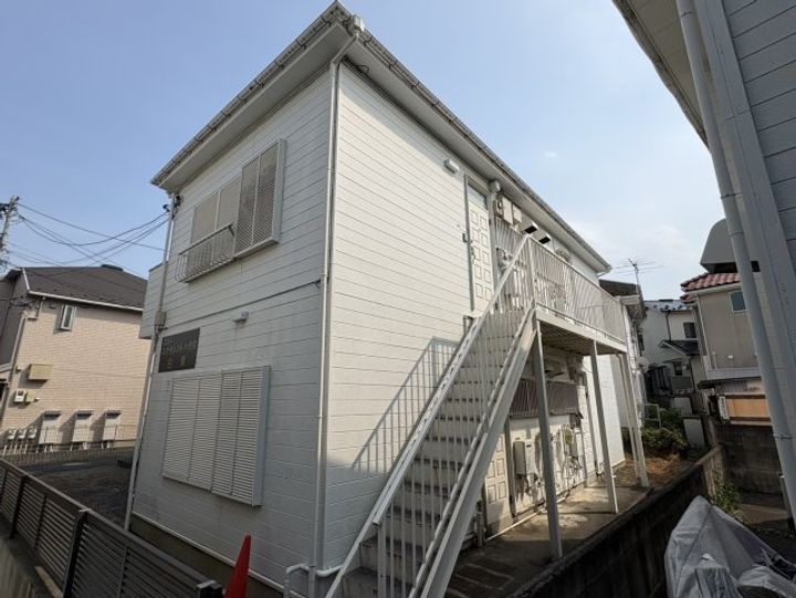 神奈川県横浜市神奈川区白幡仲町(アパート)の賃貸物件の外観
