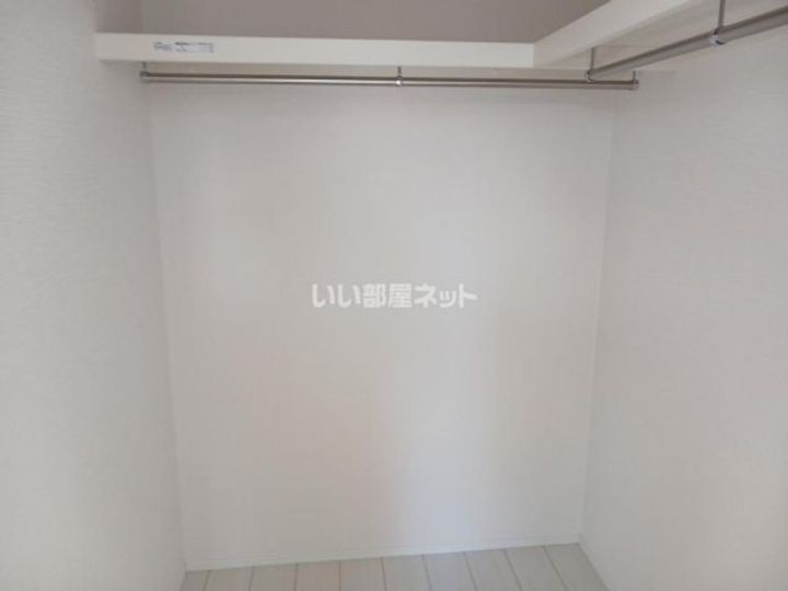 RESI NAGAI(レジながい)I、IIの内装