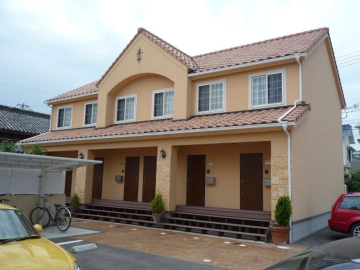 エリゼフランセ C棟の外観