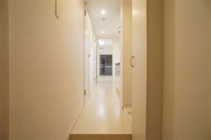 神奈川県厚木市寿町2(マンション)の賃貸物件の玄関