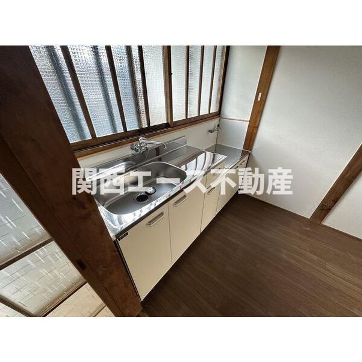 大阪府柏原市国分本町7(一戸建)の賃貸物件のキッチン