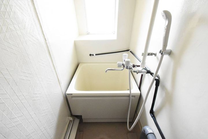 栃木県鹿沼市緑町1(マンション)の賃貸物件の風呂