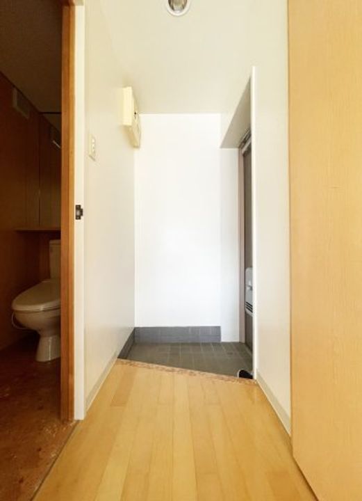 ボン・マルシェの玄関