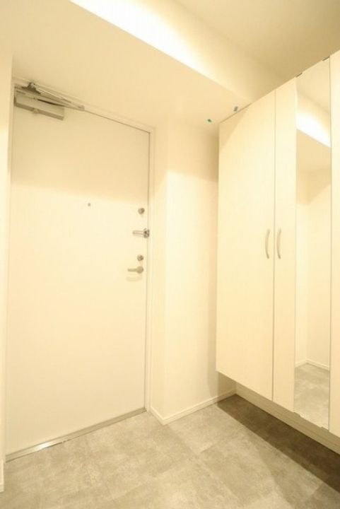 東京都大田区中央2(マンション)の賃貸物件の玄関