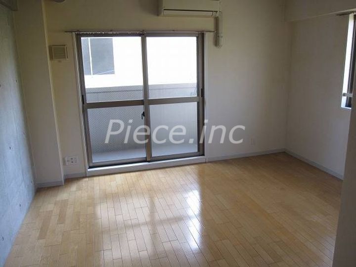 ジュネーゼ野田エコールの居間