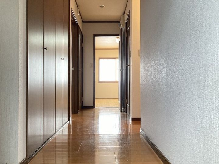 グリーンハイツの玄関