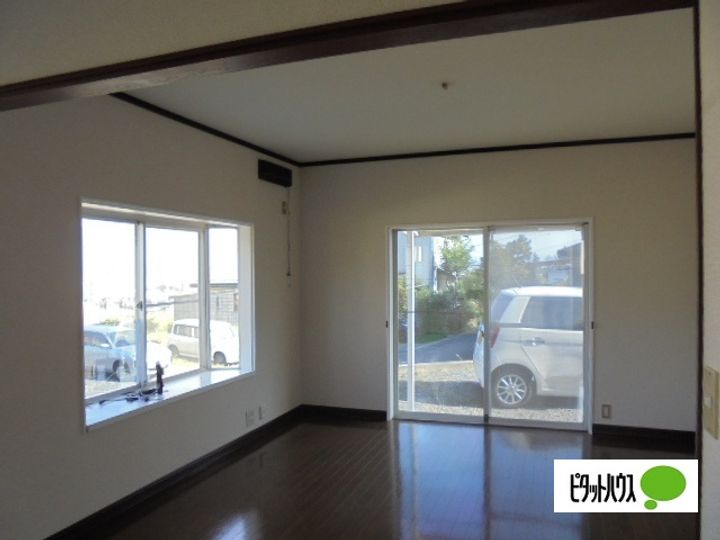 長野県松本市大字岡田松岡(一戸建)の賃貸物件の居間