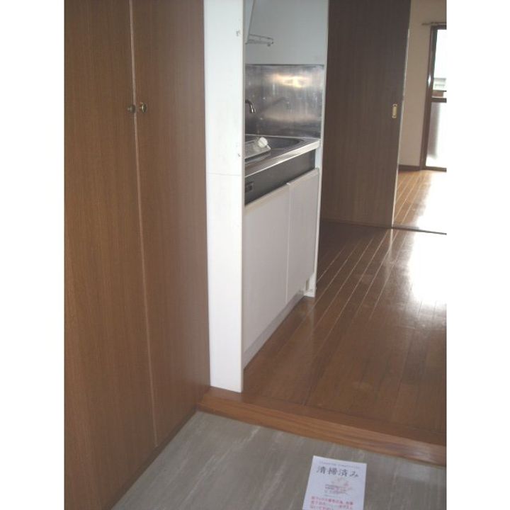 シャトー望月 Dの玄関