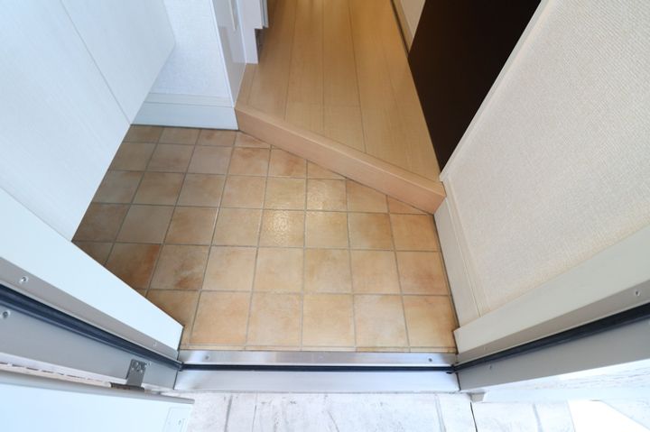 グランモアIIIの玄関