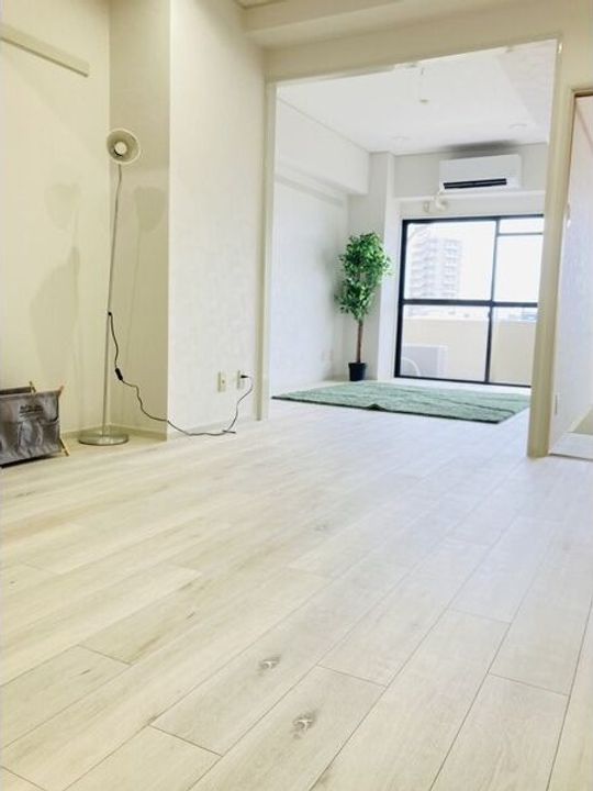 ウーリィパレス大森の居間