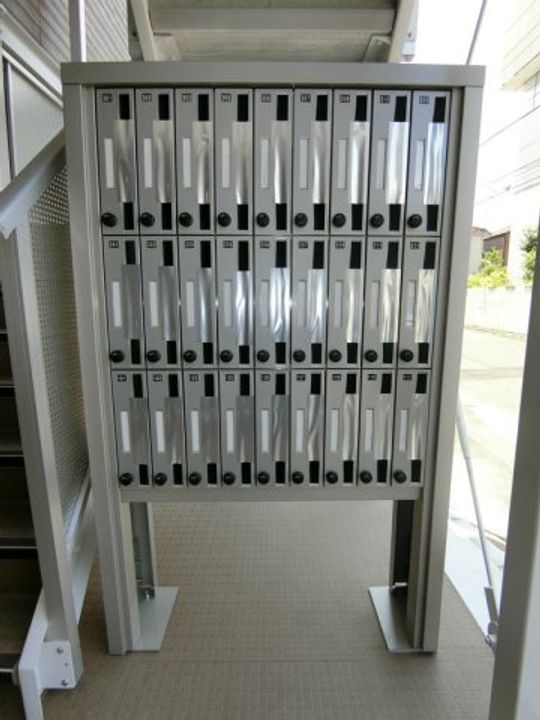 神奈川県横浜市港北区樽町4(マンション)の賃貸物件の地図